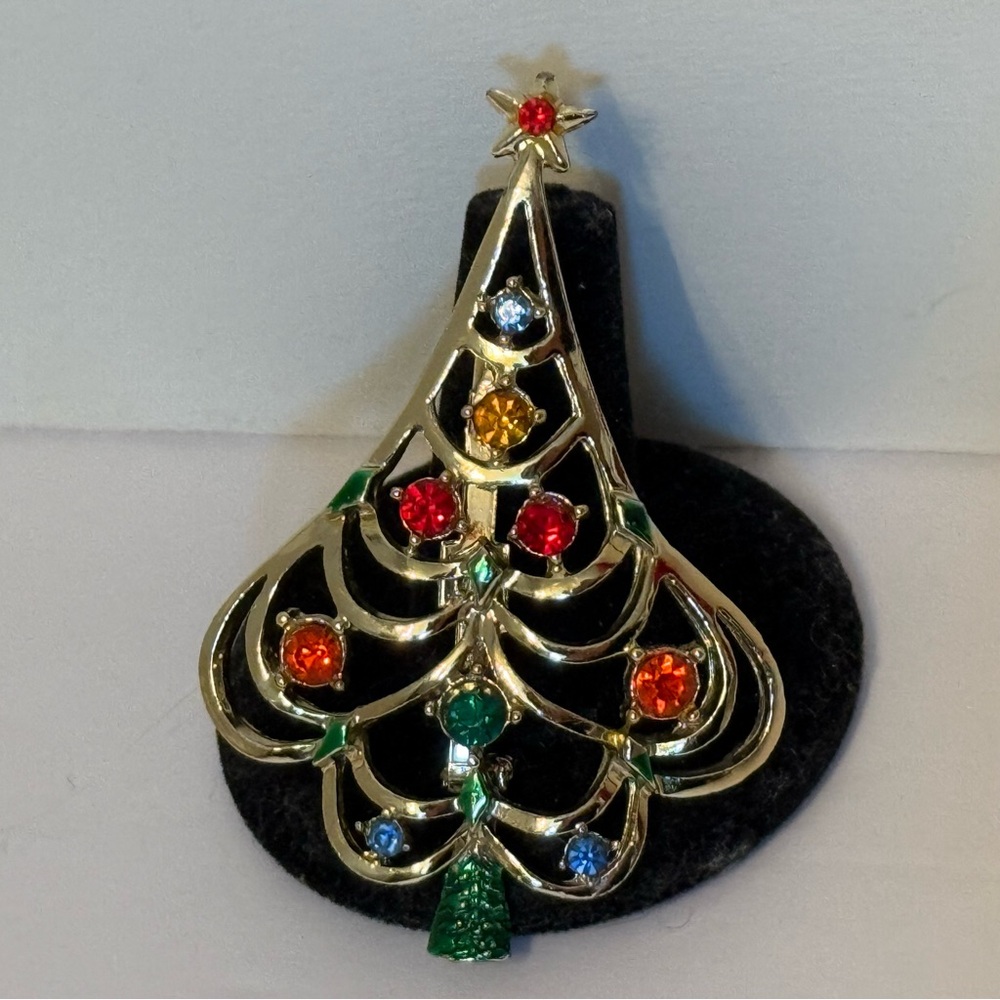 BEATRIX BROOCH PIN CHRISTMAS TREE VINTAGE SIGNED GOLD WITH RED BLUE RHINESTONES